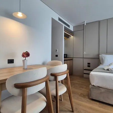 Helia Boutique - Seaside