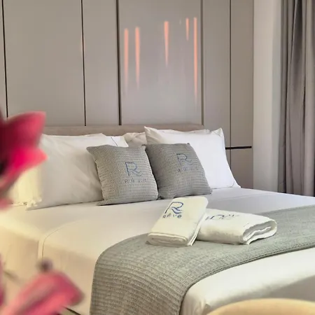 Helia Boutique - Seaside Hotel