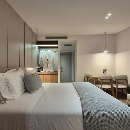 Helia Boutique - Seaside 4*