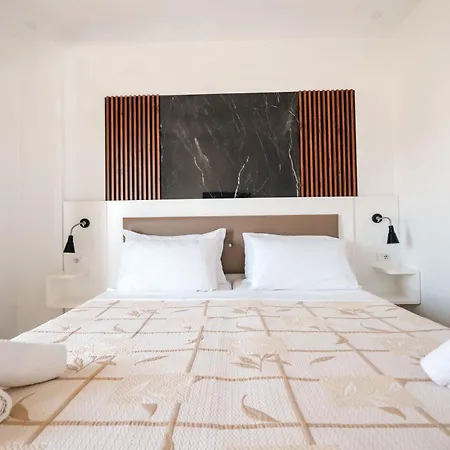 Helia Boutique - Seaside Hotel