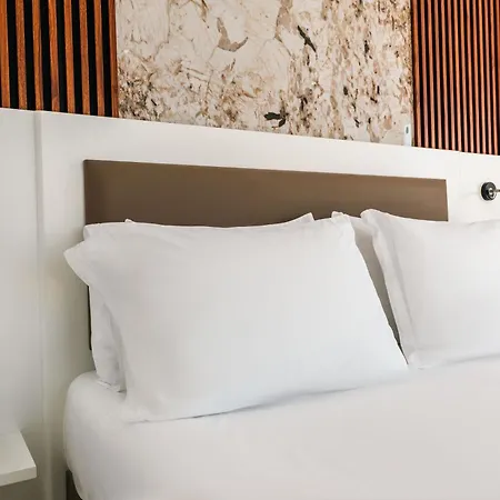 Helia Boutique - Seaside