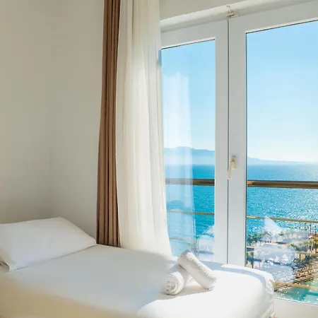 Helia Boutique - Seaside Hotel 4*