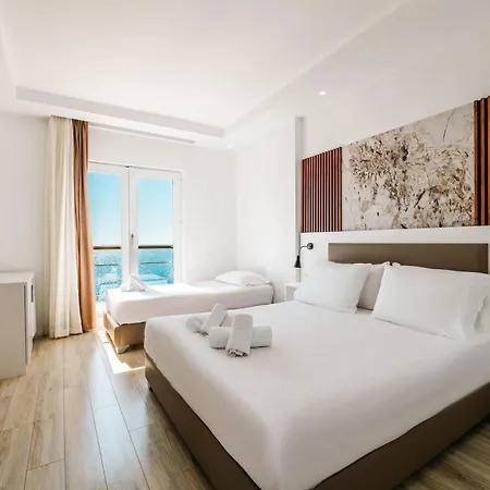 Helia Boutique - Seaside Ξενοδοχείο Σαράντα