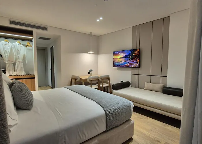 Helia Boutique - Seaside