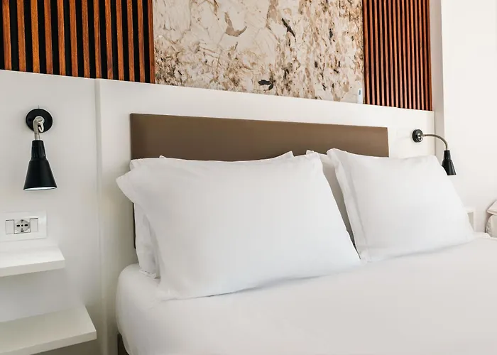 Helia Boutique - Seaside